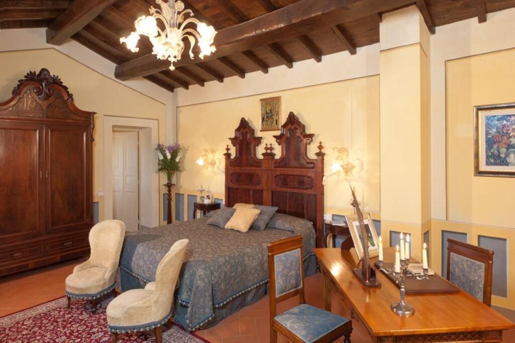 Villa Liz Tuscany, Private Pool, Hot Tub, Property Fenced, Pets Allowed Poppi Exteriör bild