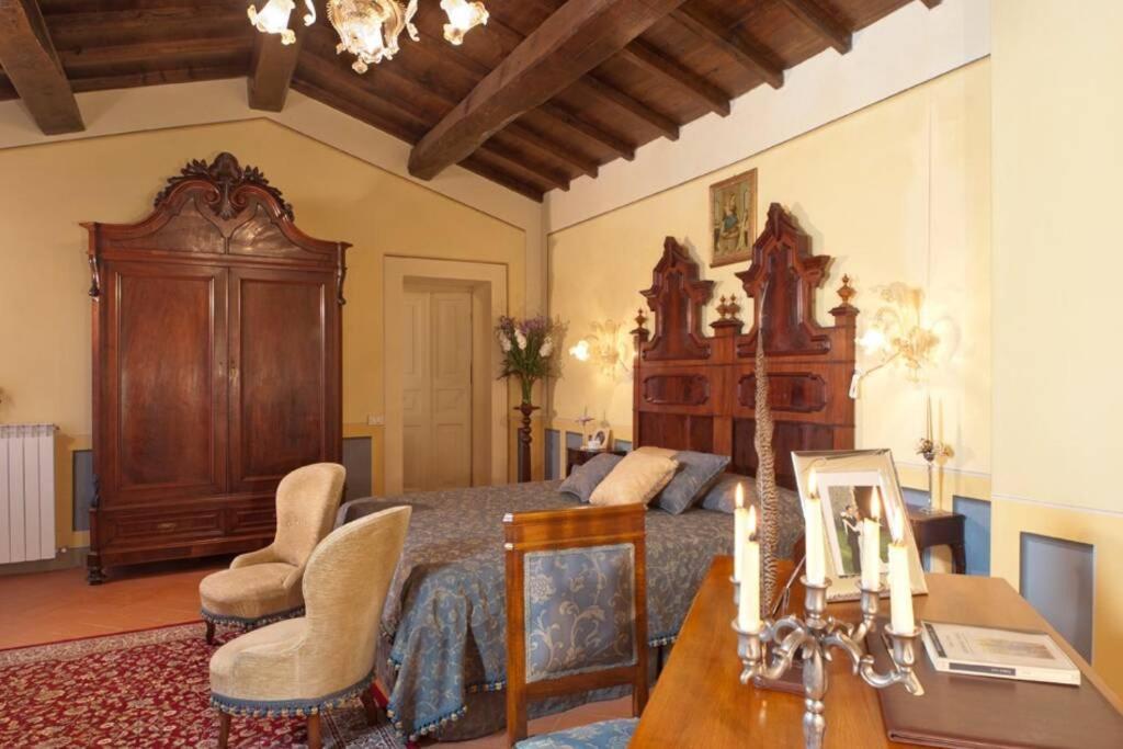 Villa Liz Tuscany, Private Pool, Hot Tub, Property Fenced, Pets Allowed Poppi Exteriör bild