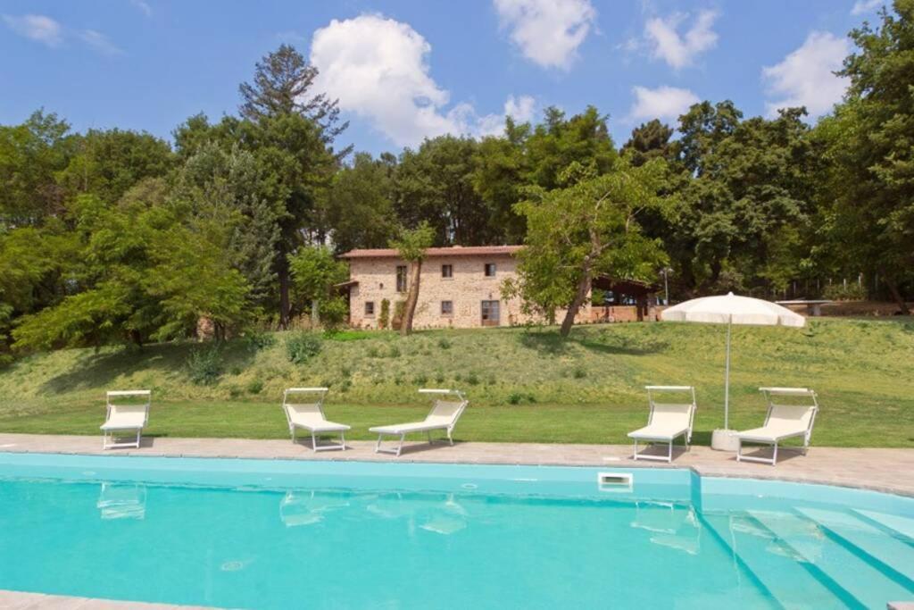 Villa Liz Tuscany, Private Pool, Hot Tub, Property Fenced, Pets Allowed Poppi Exteriör bild