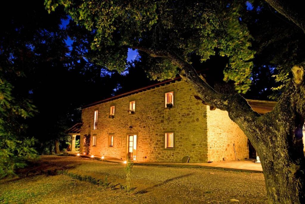 Villa Liz Tuscany, Private Pool, Hot Tub, Property Fenced, Pets Allowed Poppi Exteriör bild