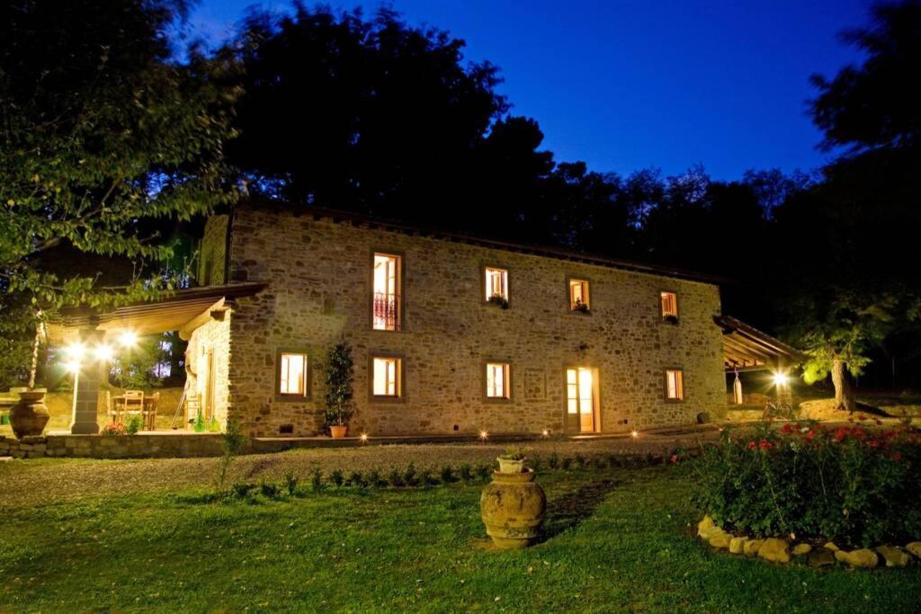 Villa Liz Tuscany, Private Pool, Hot Tub, Property Fenced, Pets Allowed Poppi Exteriör bild