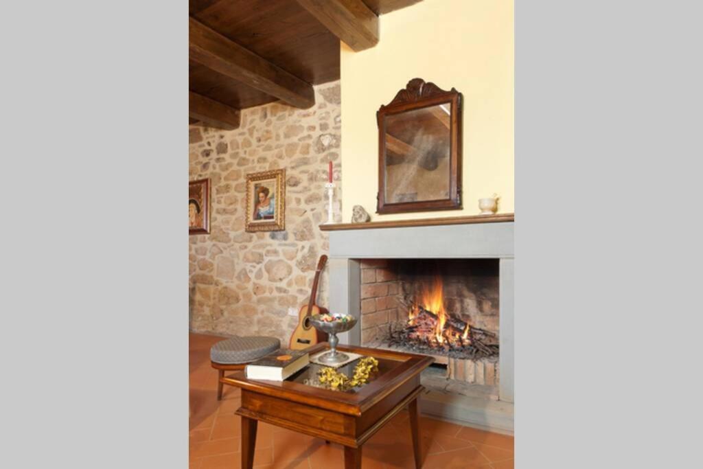 Villa Liz Tuscany, Private Pool, Hot Tub, Property Fenced, Pets Allowed Poppi Exteriör bild