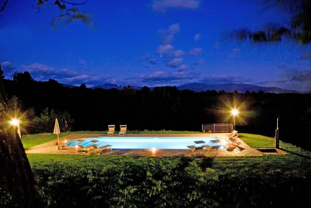 Villa Liz Tuscany, Private Pool, Hot Tub, Property Fenced, Pets Allowed Poppi Exteriör bild