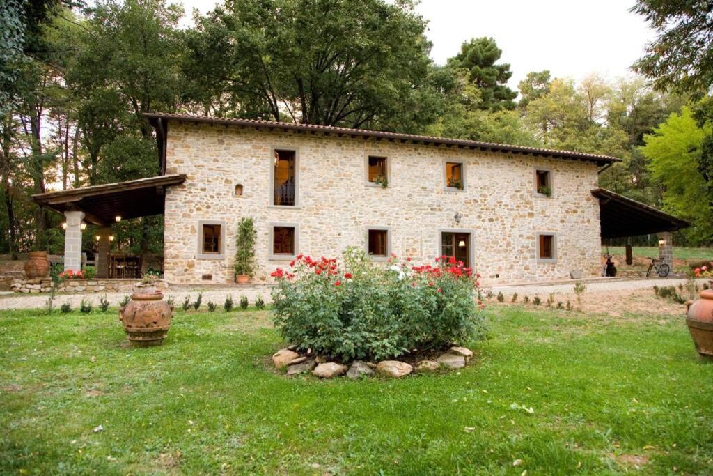 Villa Liz Tuscany, Private Pool, Hot Tub, Property Fenced, Pets Allowed Poppi Exteriör bild