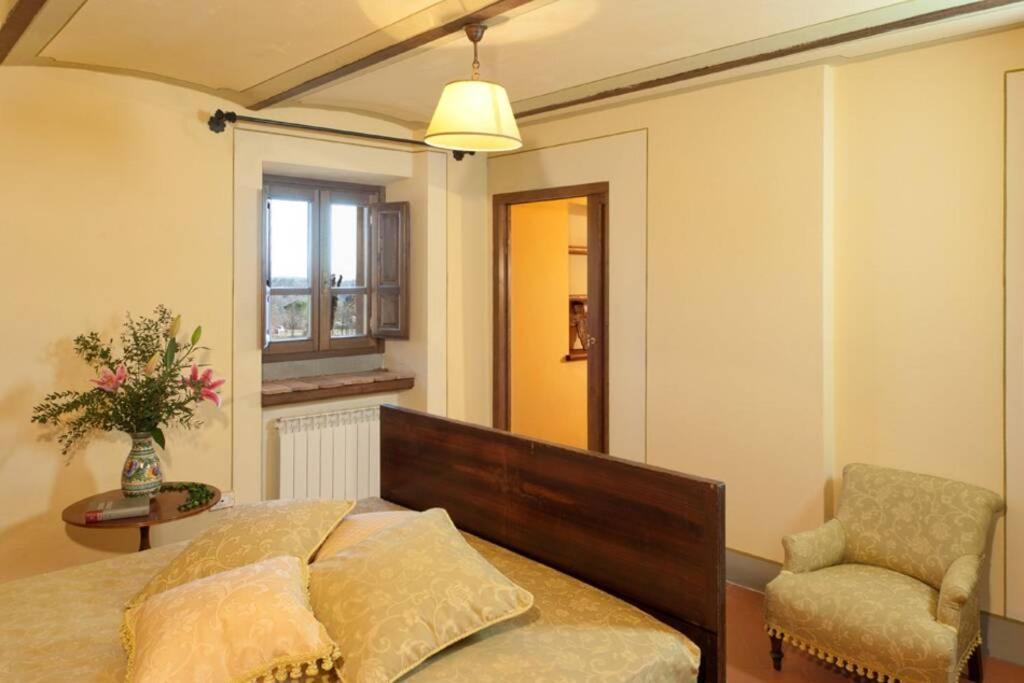 Villa Liz Tuscany, Private Pool, Hot Tub, Property Fenced, Pets Allowed Poppi Exteriör bild